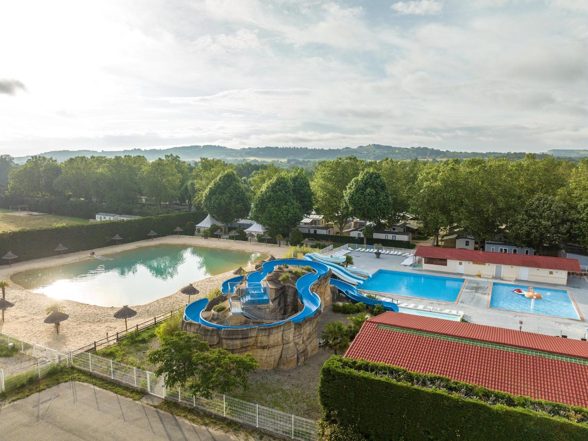 Camping Chateau De Galaure Chateauneuf-de-Galaure Eksteriør bilde